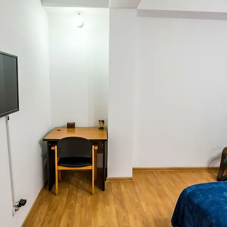D&o Zola Apartment